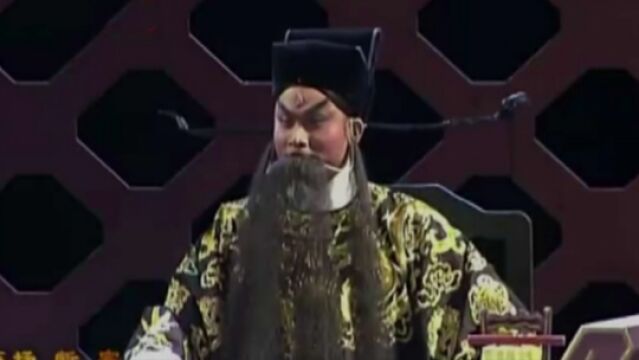 《偷龙转凤短剧版》智慧反击