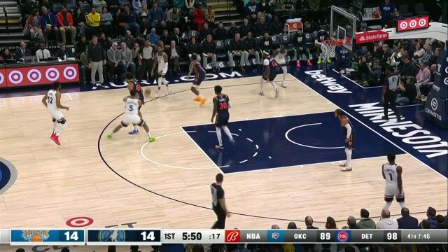 NBA常规赛：尼克斯vs森林狼第1节英文原声回放