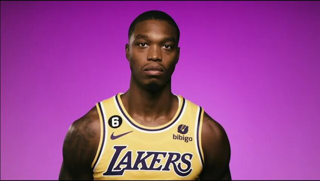 NBA常规赛：马刺vs湖人第1节英文原声回放