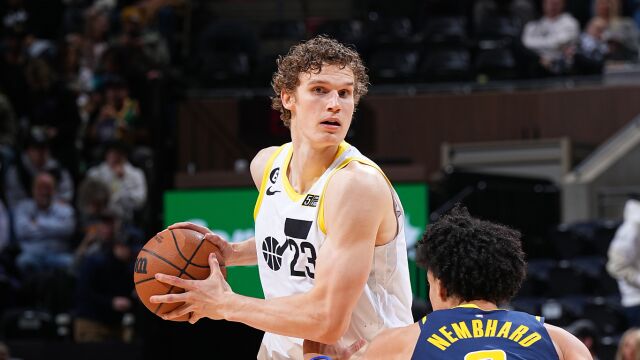 马尔卡宁vs步行者集锦 内外开花狂轰24+13率队大胜