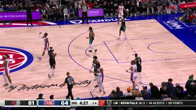 NBA常规赛：开拓者vs活塞第3节中文解说回放