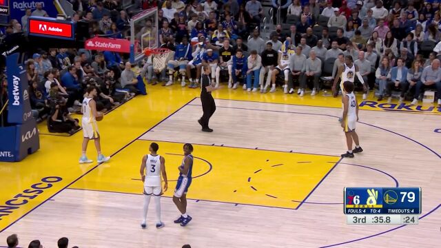 攻传两端皆有建树 恩比德包围圈发牌助攻马克西空位三分一发入魂