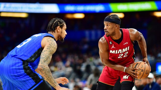 巴特勒vs魔术集锦 全场38+5末节压哨绝平无力回天