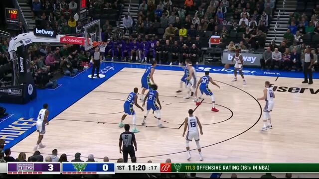 开场状态很好 赫尔特进攻端助攻得分样样有