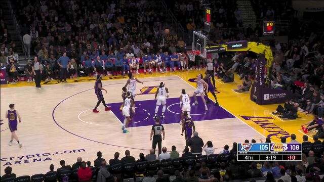 成功充当了关键先生！杰林-威廉姆斯三分命中 沃克施罗德连取5分