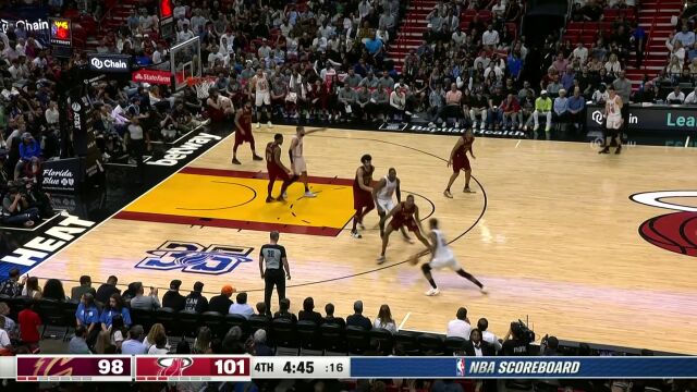 内线予取予求 巴特勒碾压内线送上飞身暴扣