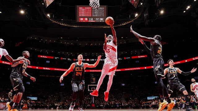 西亚卡姆vs黄蜂集锦 28+8+7数据能体现出多么全能