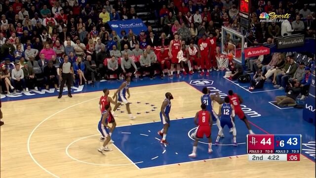 帝登组合你们先歇着吧 哈里斯干脆利落连续轰下6分