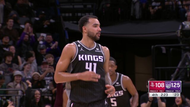 火箭115-135国王 申京三双国王送火箭8连败