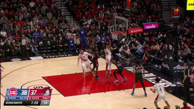 助攻得分样样通！利指导行进间长传+突破上篮制霸全场