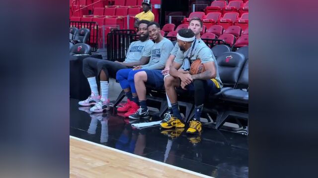 积极备战！掘金全员投入G4训练中气氛愉快