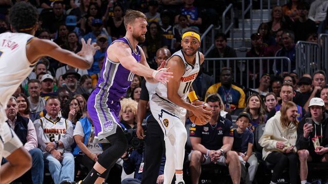 纳吉vs国王集锦 全场18+7多次上演空接暴扣