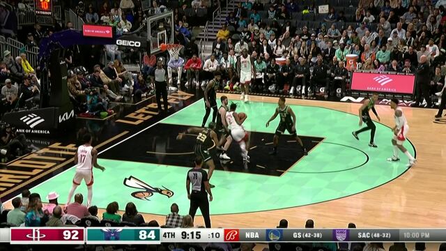 想得分先问问我答不答应 凯琼斯篮下镇守送排球封盖