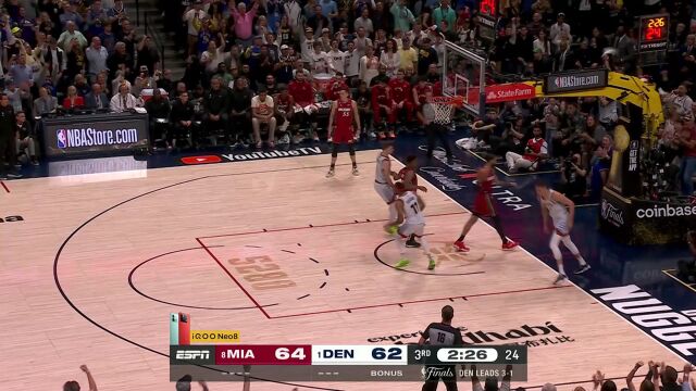 球星拥有的就是自信！小波特持球快攻无惧防守轻松写意上篮打进