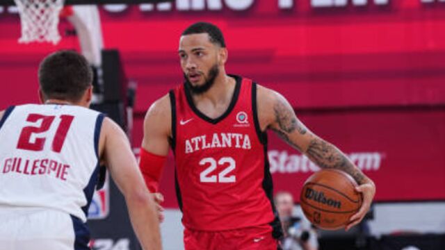 马丁vs掘金集锦 独揽21+4高效投射率队取胜