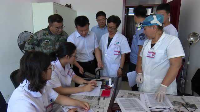 元文波检查指导长子县征兵体检工作