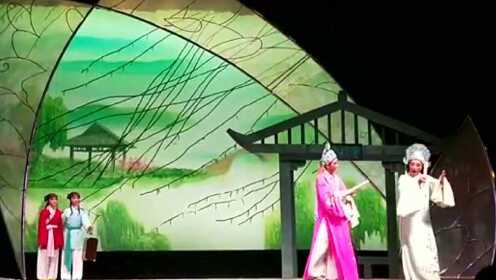 越剧《十八相送》 - 腾讯视频