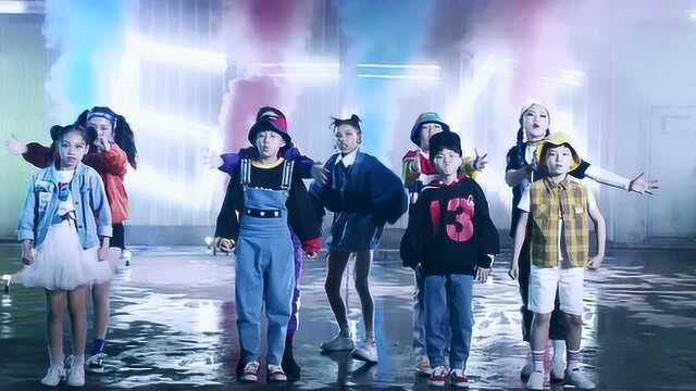 SDT《不一样的时代》MV