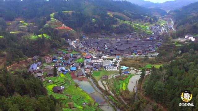 此村庄四面环山,三面环水,是贵州大山里一个不错的风水宝地