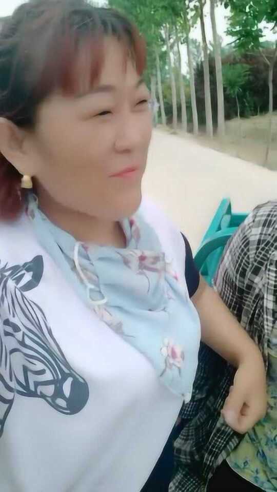 勾引，勾引俺嫂子。