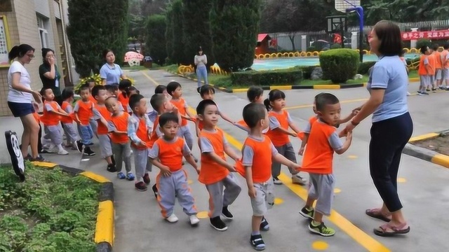 教师节 家长体验当幼教