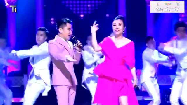 汪明荃、王祖蓝演唱“Pink Lady” 汪明荃2017金曲