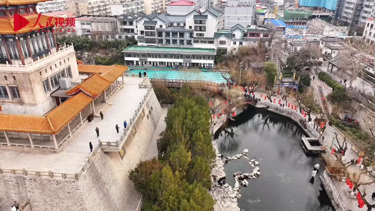 泉水浴场里的“泉城温度”