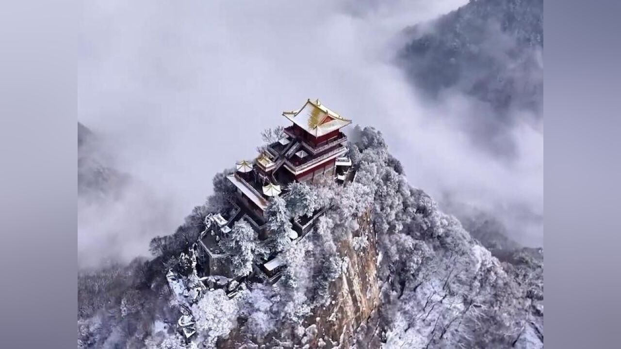 造化钟神秀!60秒欣赏冬日绝美山峦雪景