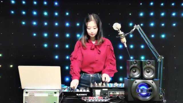 抖音热火歌曲《bingbian》DJ版!嗨男嗨女,让人耳目一新!