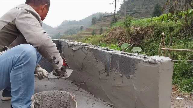 在农村做了30年的泥工师傅,这技术进城能拿多少钱一天?