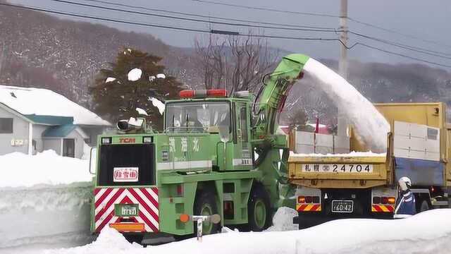 这才是真正的除雪机,这样的除雪效率,有谁不服