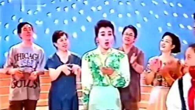 1993年李媛媛现场版《门前情思大碗茶》,很好听