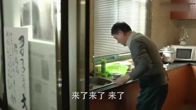 老婆也有私欲,不想要侯亮平去趟浑水,然而根本止不住