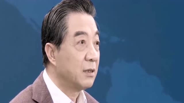 张召忠:美国人从来不存钱,靠着贷款和借钱过日子!