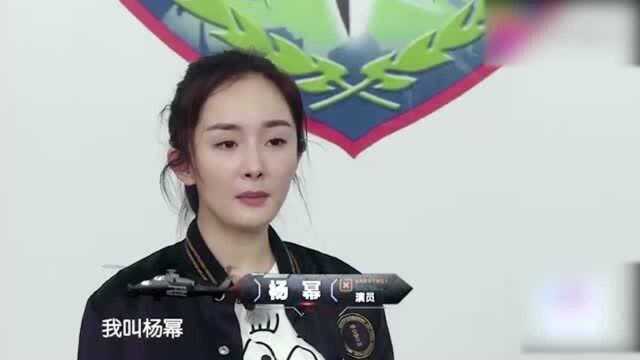 女明星年龄真是个迷,佟丽娅比杨幂大好几岁,却像小姑娘一样!