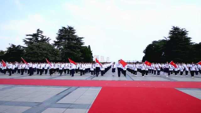 缅怀革命英烈,珍惜幸福生活——合肥市南门小学六年级师生赴大蜀山烈士陵园祭奠先烈