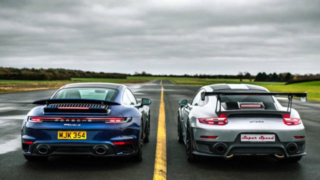 同样是保时捷911当turbos遇到gt2rs时差距一目了然