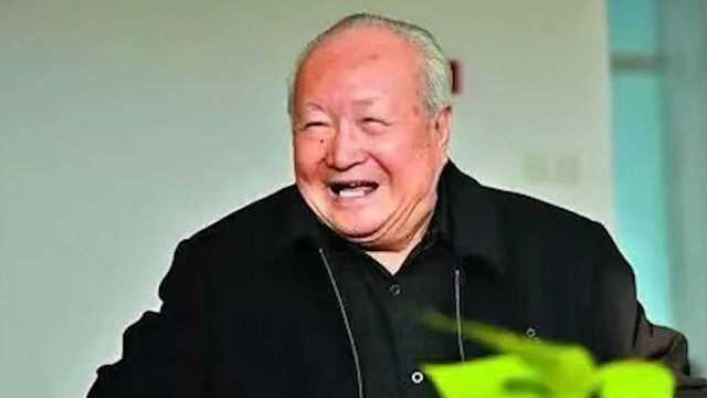 中国著名雕塑家钱绍武在苏州去世,享年93岁