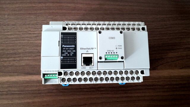 松下FPXH系列PLC实现Modbus RTU串口通信从站视频教程