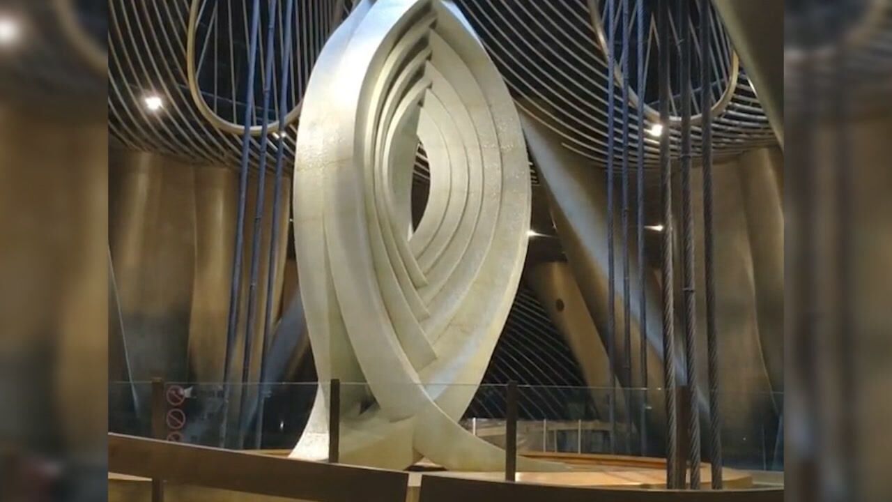 台风烟花逼近，上海中心大厦千吨阻尼器“上海慧眼”开始工作_腾讯视频
