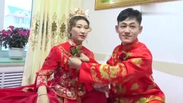 黑龙江婚礼,新娘接斧,一辈子幸福,意味深长