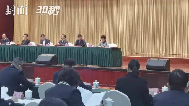 致敬创卫工作者 四川内江表彰104个先进集体和252名同志