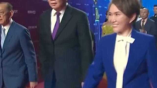 “神婆”莫小棋,娱乐圈顶级预言家,贾乃亮赵丽颖黄晓明全部命中