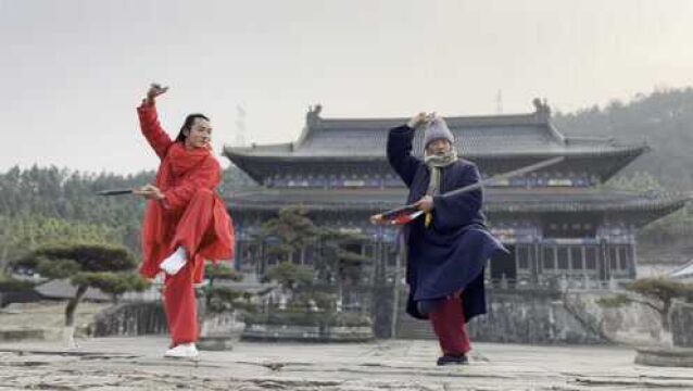 82岁曾道长飞龙剑,传授空中飞剑独门绝技,武当山很少有人会