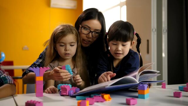 学校 教育 初中 高中 学生 青少年