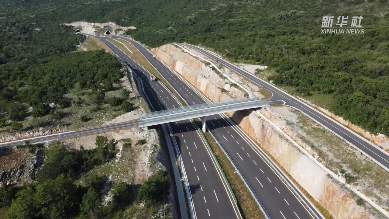 中企承建黑山南北高速公路优先段通车