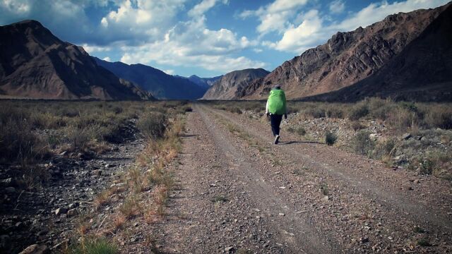 新疆车师古道:徒步跨越天山南北,行走在两千多年历史的道路上