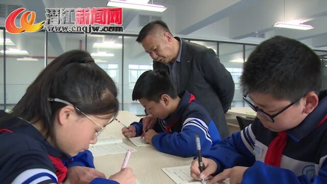 谢申好:平凡中执着坚守 朴素里书写崇高