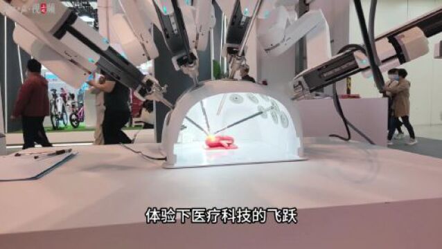 现场丨中国品牌日,上海企业亮出“科技与狠活”