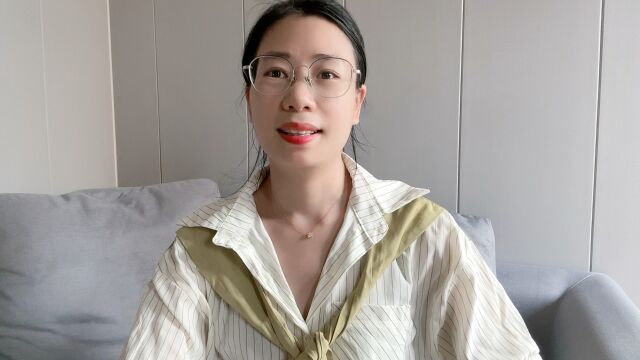 香港蓉儿在深圳生活,去银行变更身份信息,需要带哪些资料呢?